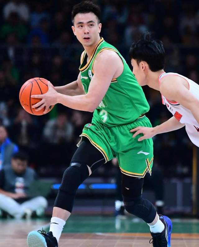 乐鱼体育登录入口-央视不播！今晚7:35，辽篮恶斗强敌，国手正式复出，杨鸣全力止颓