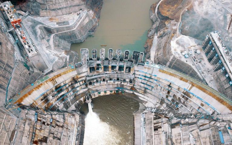 乐鱼体育登录入口-西方媒体：哪怕中国全力以赴，也不可能按时建成这样庞大的工程