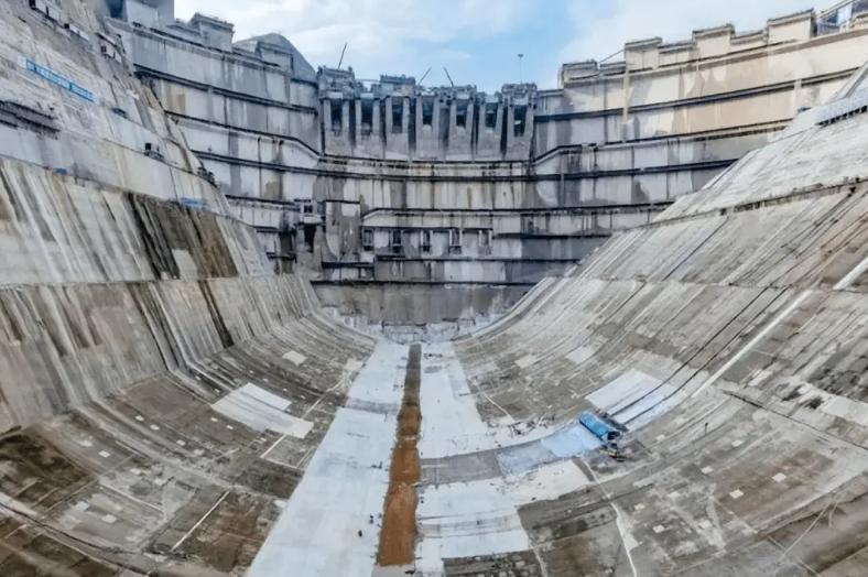 乐鱼体育登录入口-西方媒体：哪怕中国全力以赴，也不可能按时建成这样庞大的工程