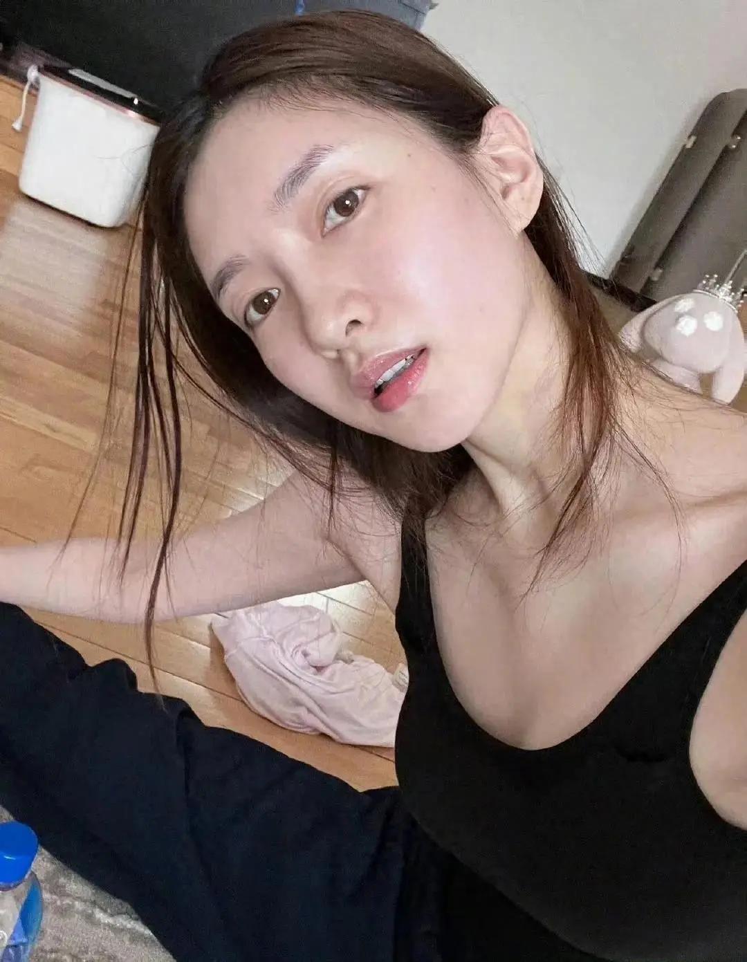 乐鱼体育官方入口-江疏影海外产子风波升级，遭正房儿子当众羞辱？王传君的话应验了